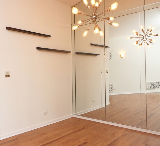 Foto del edificio - 1735 Chesapeake Ln