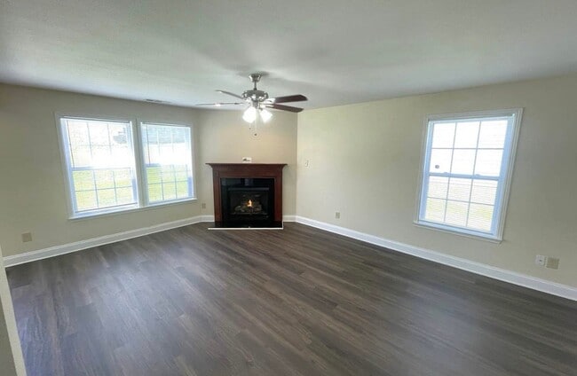 Foto del edificio - 952 Littleton Dr