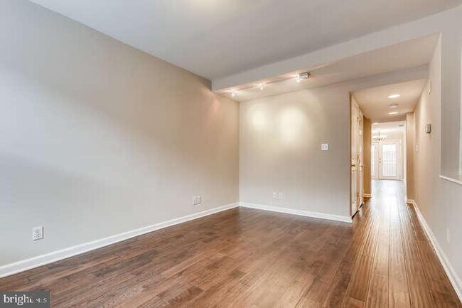 Foto del edificio - 768 Carroll St