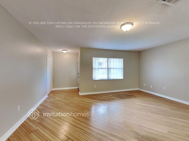 Foto del edificio - 12721 SW 147th St