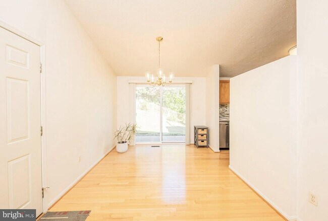 Foto del edificio - 1803 E Beech Rd