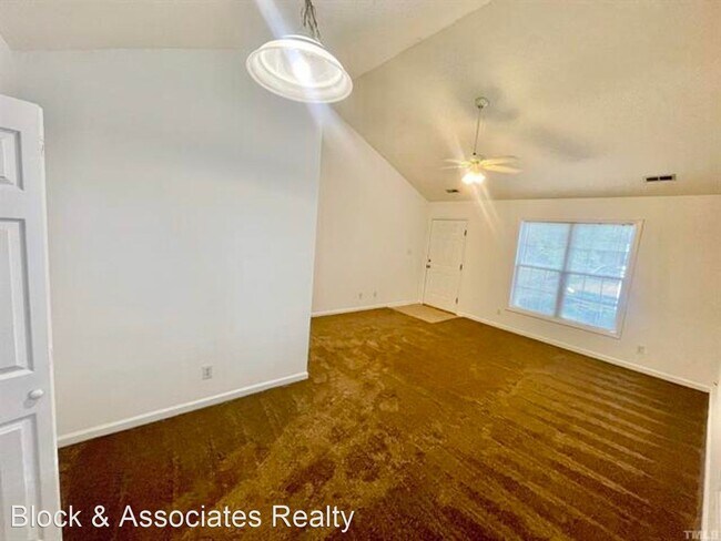 Foto del edificio - 2 br, 1 bath House - 422 Wall St