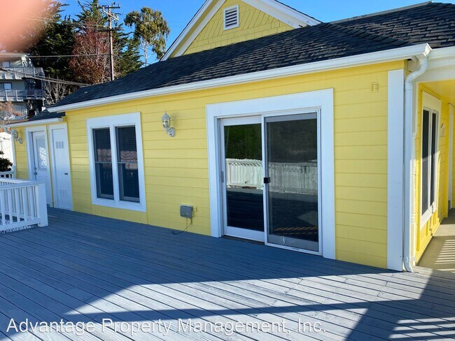 Building Photo - 2 br, 1 bath House - 439 E. Branch