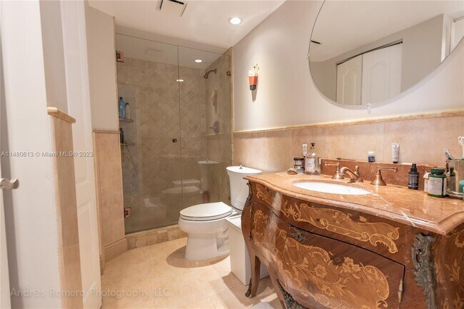 Foto del edificio - 780 NE 69th St