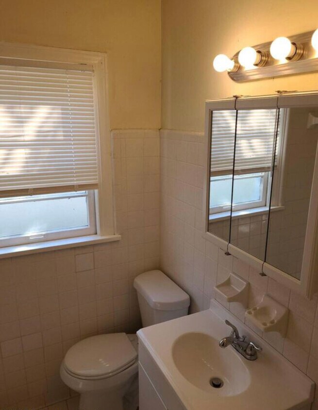Foto del edificio - 4226 Greenwood Ave