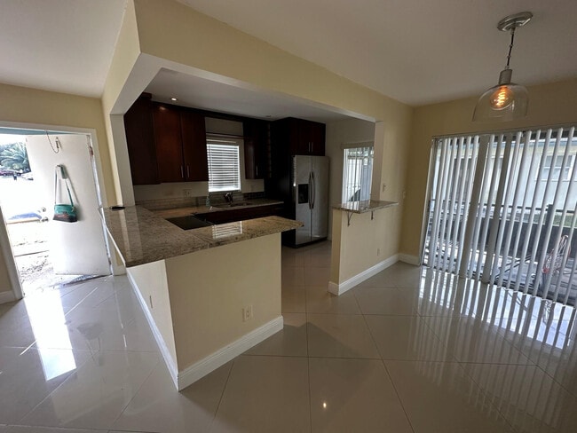 Foto del edificio - 3001 NW 4th Terrace