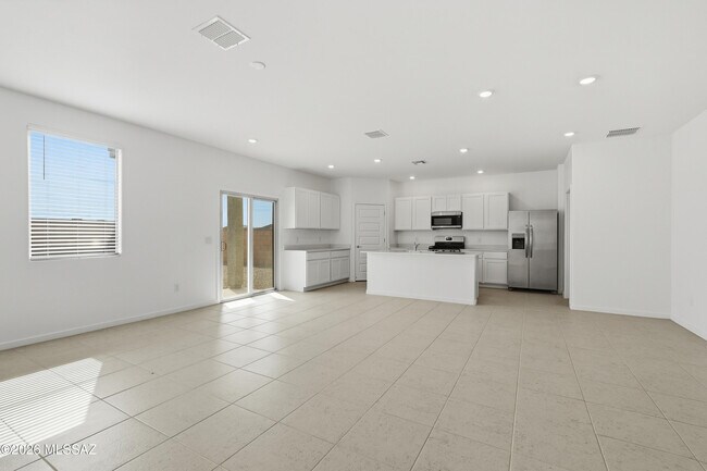 Foto del edificio - 12232 N Manley Ave