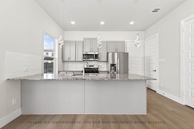 Foto del edificio - 10719 Mason Rd