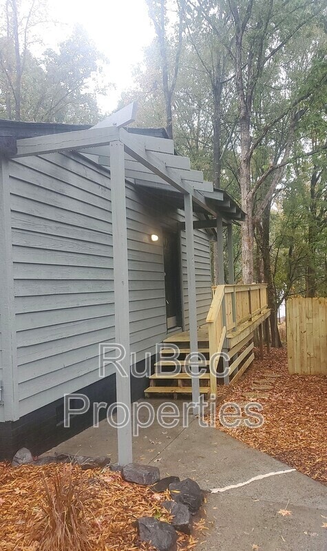 Building Photo - 6724 Accrington Ct