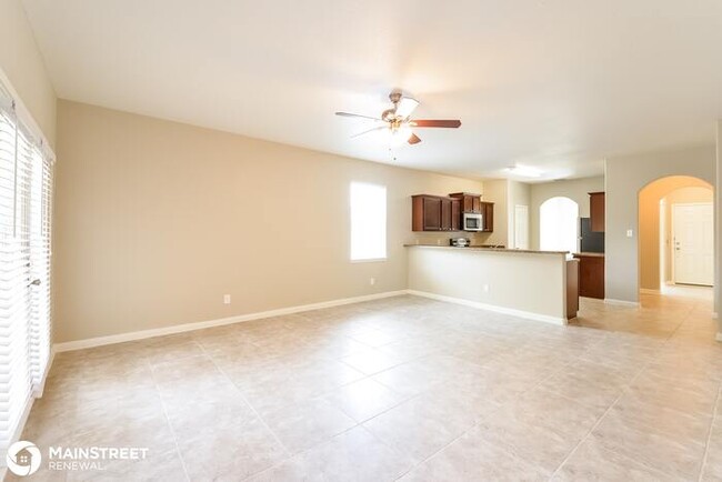 Building Photo - 6323 Sinclair Rd, San Antonio, TX 78222