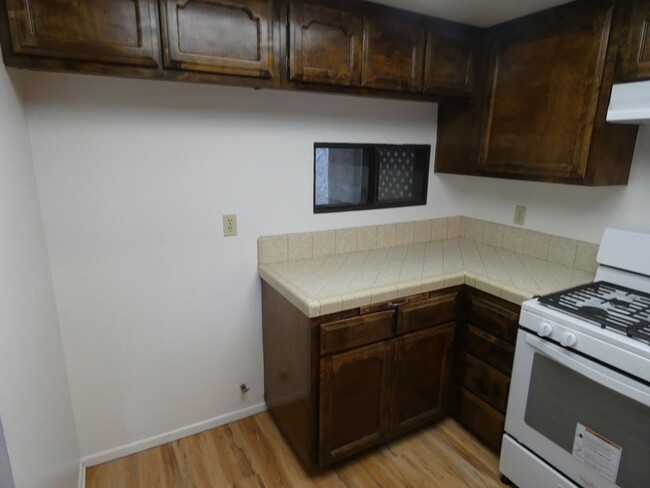 Foto del edificio - Spacious Northpoint Townhome near Righetti...