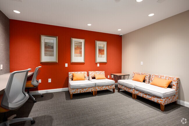Sala de estudio de la casa club - Smiths Landing Apartments