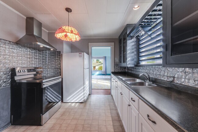 Foto del edificio - Charming 3 Bed 2 Bath Piedmont Rental Home