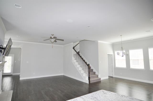 Building Photo - 8624 Grassland Dr