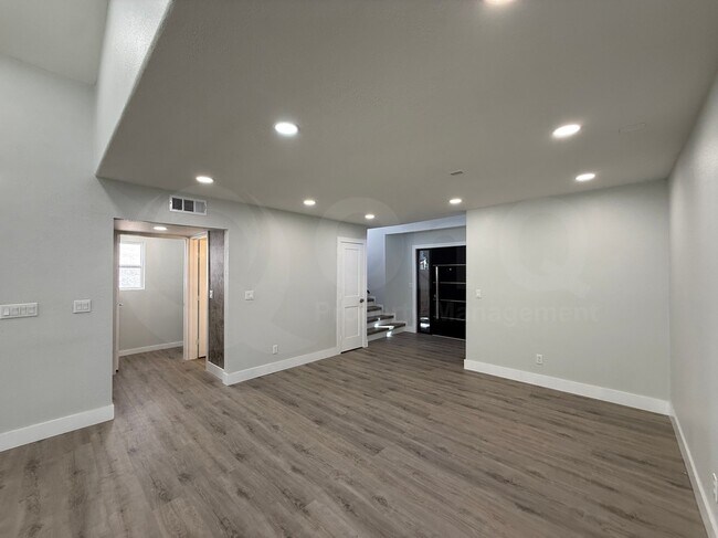 Foto del edificio - 412 E Utopia Rd