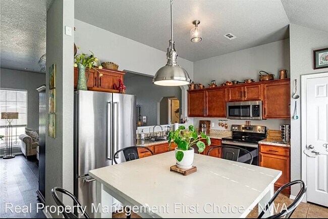 Foto del edificio - 3 br, 2 bath House - 2831 Chip Shot Drive