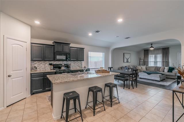 Foto del edificio - 744 Watson Wy