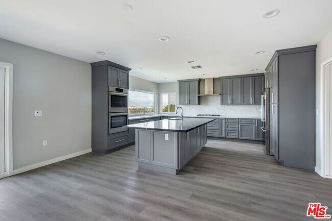 Foto del edificio - 4151 Don Mariano Dr