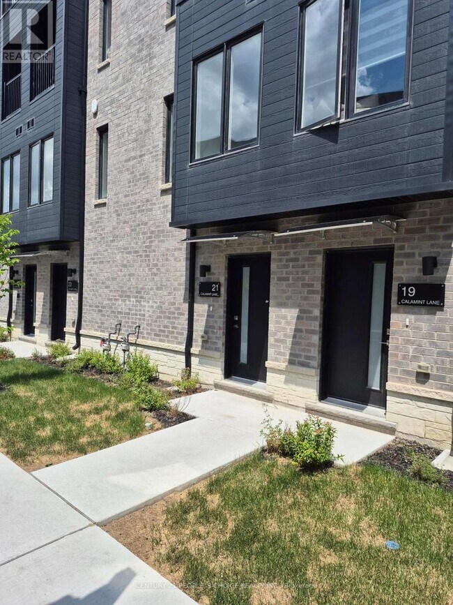 Building Photo - 21 Calamint Ln.