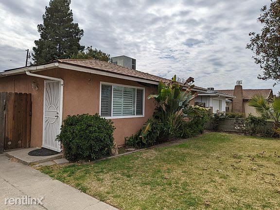Building Photo - 2 br, 1 bath House - 1328 Bullard Ave
