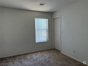 Building Photo - 2520 Living Rock Ave