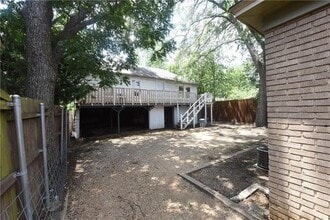 Building Photo - 5842 Prospect Ave