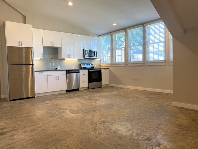 Building Photo - The Marine Residence
