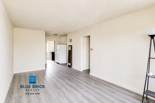 Foto del edificio - 1055 N El Centro Ave
