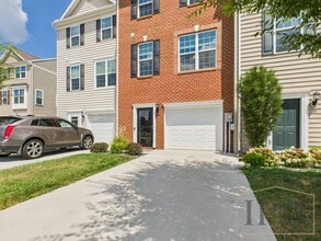 Building Photo - 23 Winslow Ct.