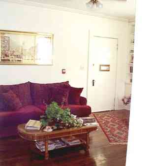 Entrada - 507 E Sixth St