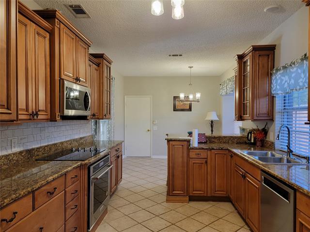 Building Photo - 8609 Crested Cove Ct