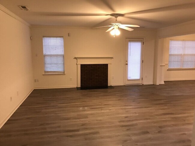 Foto del edificio - Lovely 3 Bed, 2.5 Bath home in Havenbrook