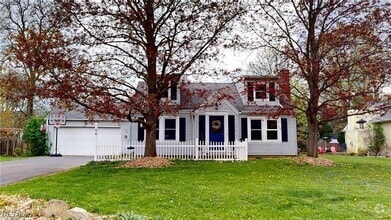 Building Photo - 44 Colony Dr
