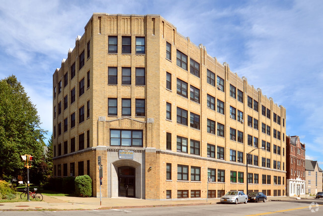 Foto del edificio - Linwood Manor