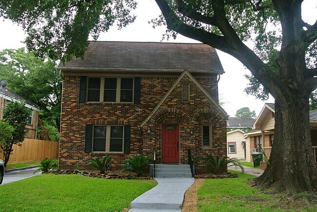 Building Photo - 4410 Pease St