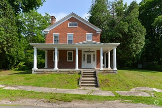 Building Photo - 15 Hawkins Rd