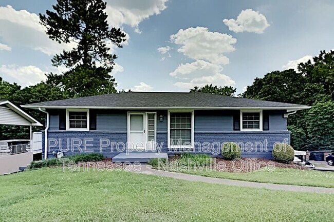 Photo - 573 Whispering Hills Dr House