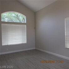 Building Photo - 7832 Blue Eagle Way