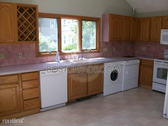 Primary Photo - 253 N Harvard St