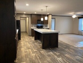 Building Photo - 1067 Jefferson Ct