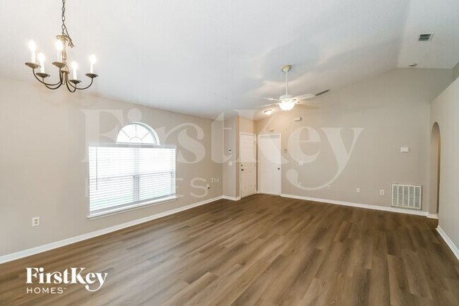 Foto del edificio - 6883 Playpark Trail W