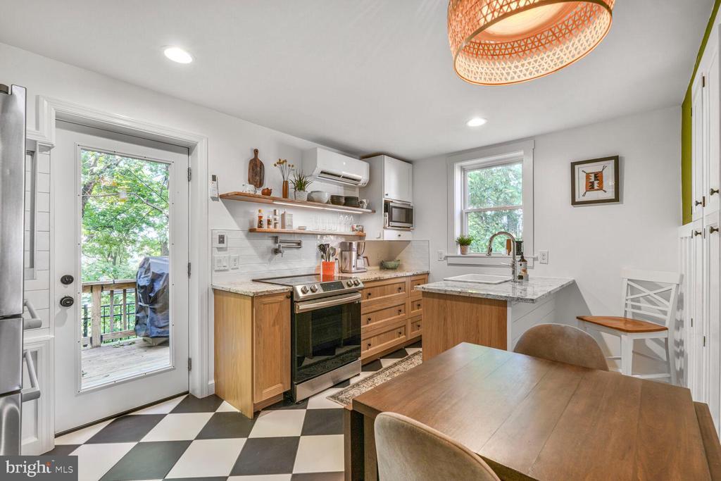 Foto principal - 2444 S Oakland St