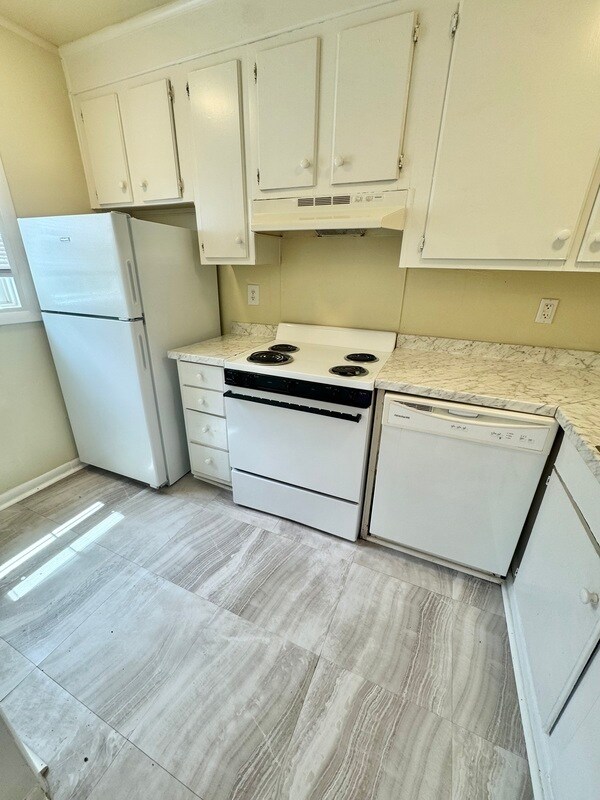 Foto del edificio - 3925 Keswick Ct