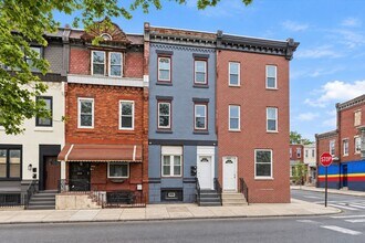 Building Photo - 2460 N 19th St