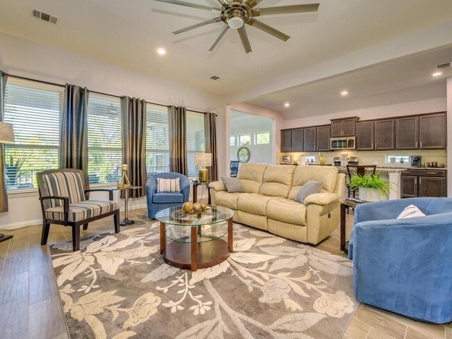 Foto del edificio - 2125 Sauterne Dr