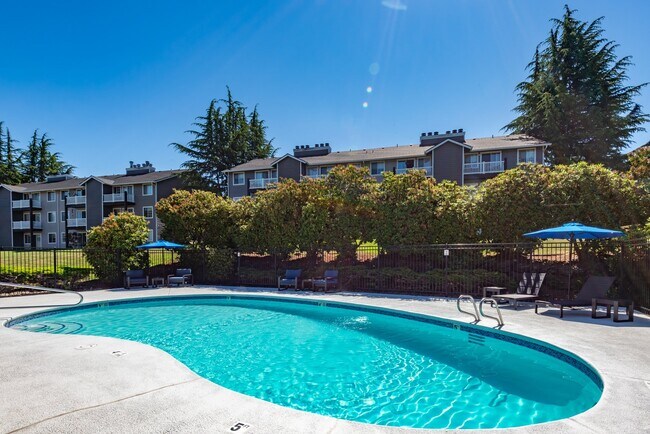 Foto del edificio - Black Lake Apartments