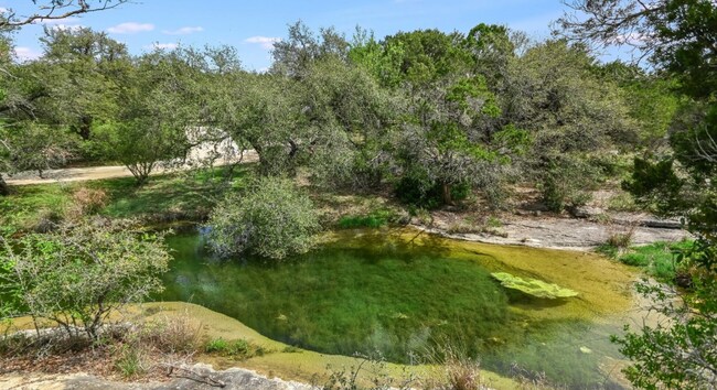 Foto del edificio - 4900 Canyon Ranch Trail