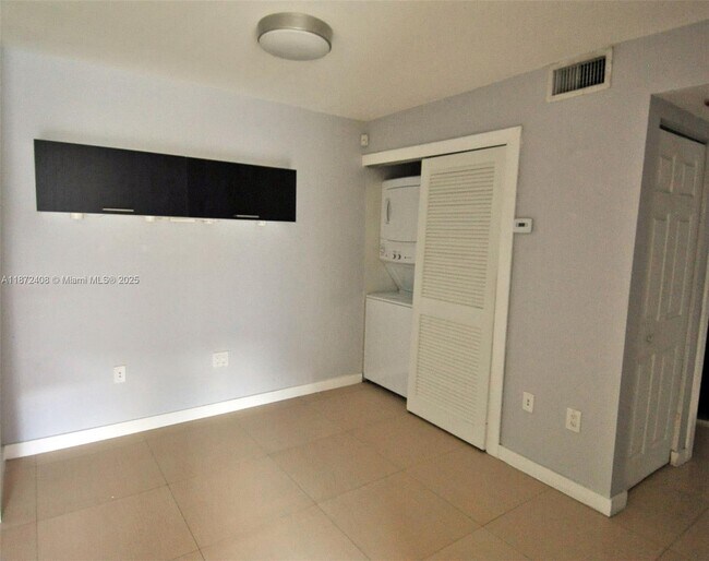 Foto del edificio - 15500 SW 80th St