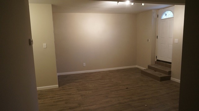 Photo - 477 Burlington Rd NE