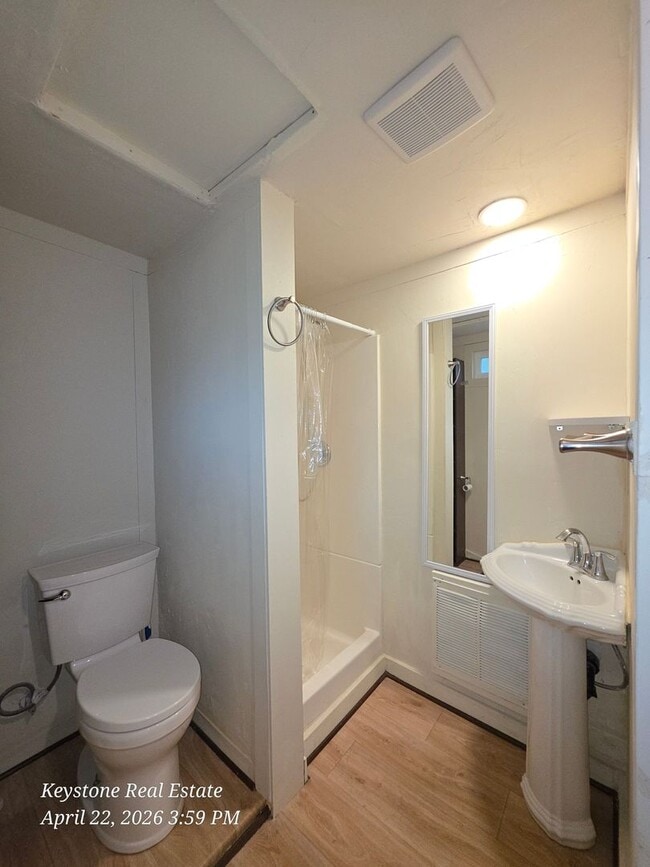 Building Photo - 09503